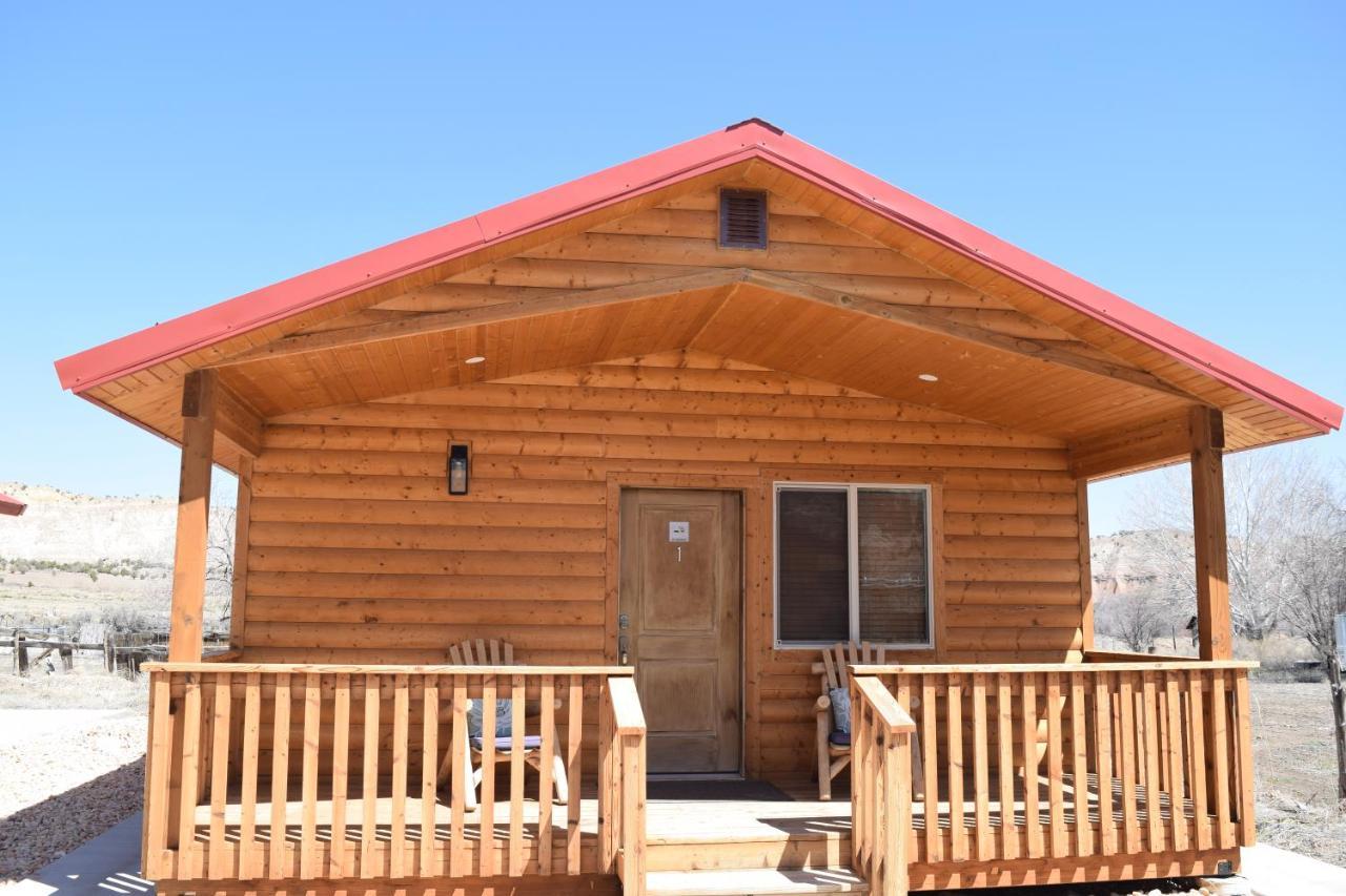 Log Cottages At Bryce Canyon #1 Cannonville Exterior photo